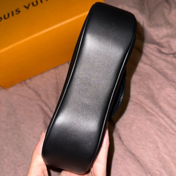 Louis Vuitton New Wave PM - Picture 7 of 9